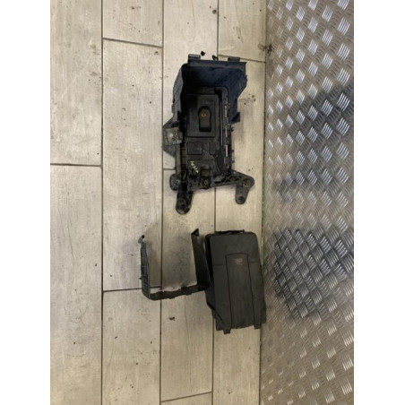 Coffre à batterie VOLKSWAGEN GOLF 5 d’occasion