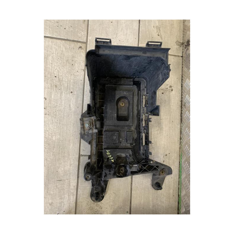Coffre à batterie VOLKSWAGEN GOLF 5 d’occasion