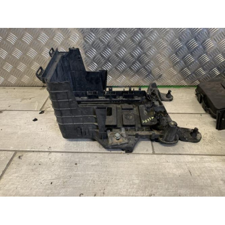 Coffre à batterie VOLKSWAGEN GOLF 5 d’occasion