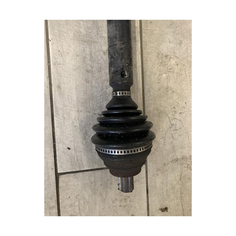 Cardan droit (transmission) VOLKSWAGEN GOLF 5 d’occasion