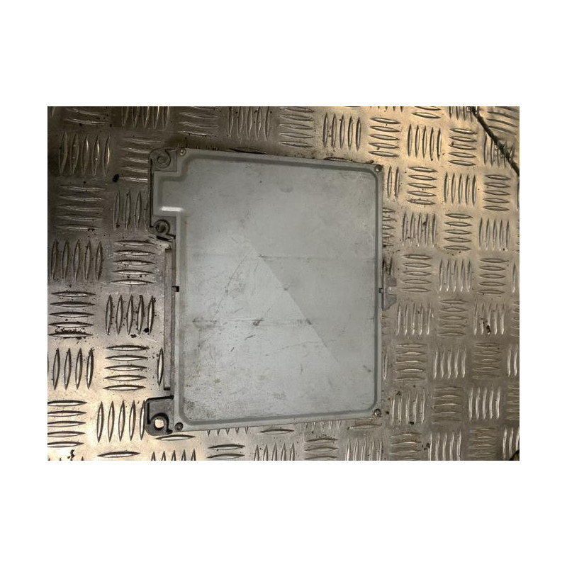 Calculateur RENAULT R21 PHASE 2 BREAK d’occasion
