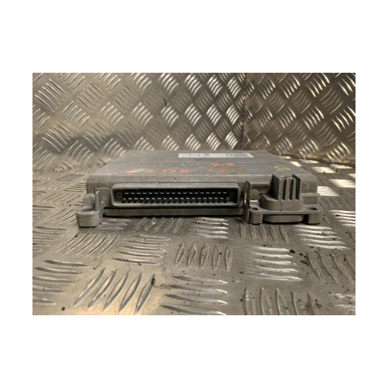 Calculateur RENAULT  d’occasion