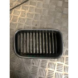 Grille de calandre droite BMW SERIE 3 E36 d’occasion