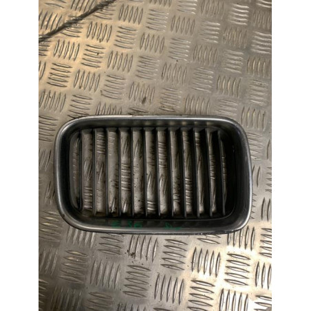 Grille de calandre droite BMW SERIE 3 E36 d’occasion