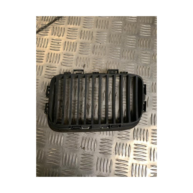 Grille de calandre droite BMW SERIE 3 E36 d’occasion