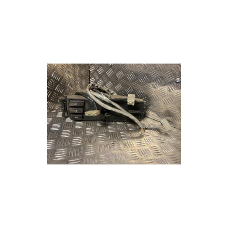 Com (Bloc Contacteur Tournant+Commodo Essuie Glace+Commodo Phare) SEAT IBIZA 1 PHASE 1 d’occasion
