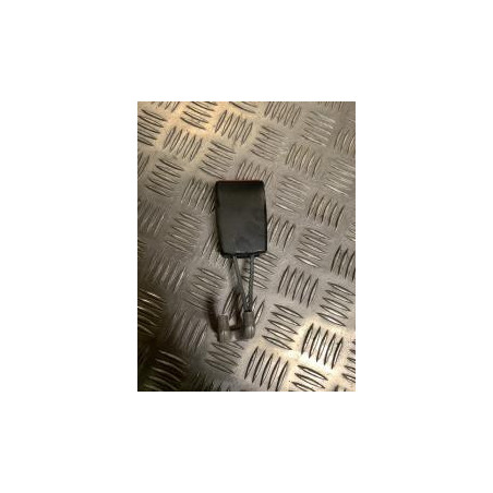 Attache ceinture arriere droit AUDI  d’occasion