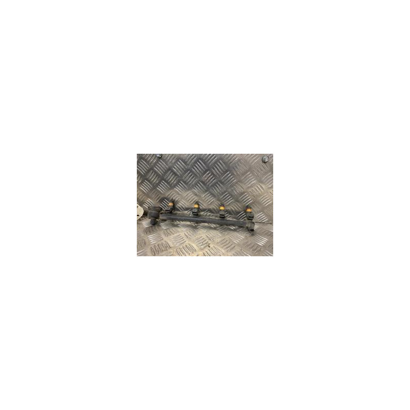 Rampe injection RENAULT CLIO 2 PHASE 2 d’occasion