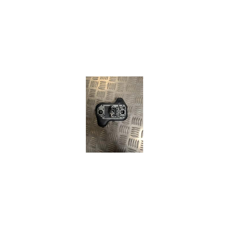 Platine feu arriere gauche VOLKSWAGEN GOLF 5 d’occasion