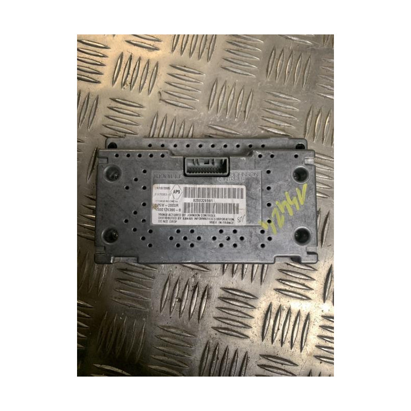 Ecran GPS RENAULT LAGUNA 2 PHASE 2 d’occasion