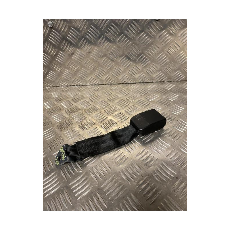 Attache ceinture arriere centrale PEUGEOT 206 PHASE 2 BREAK d’occasion