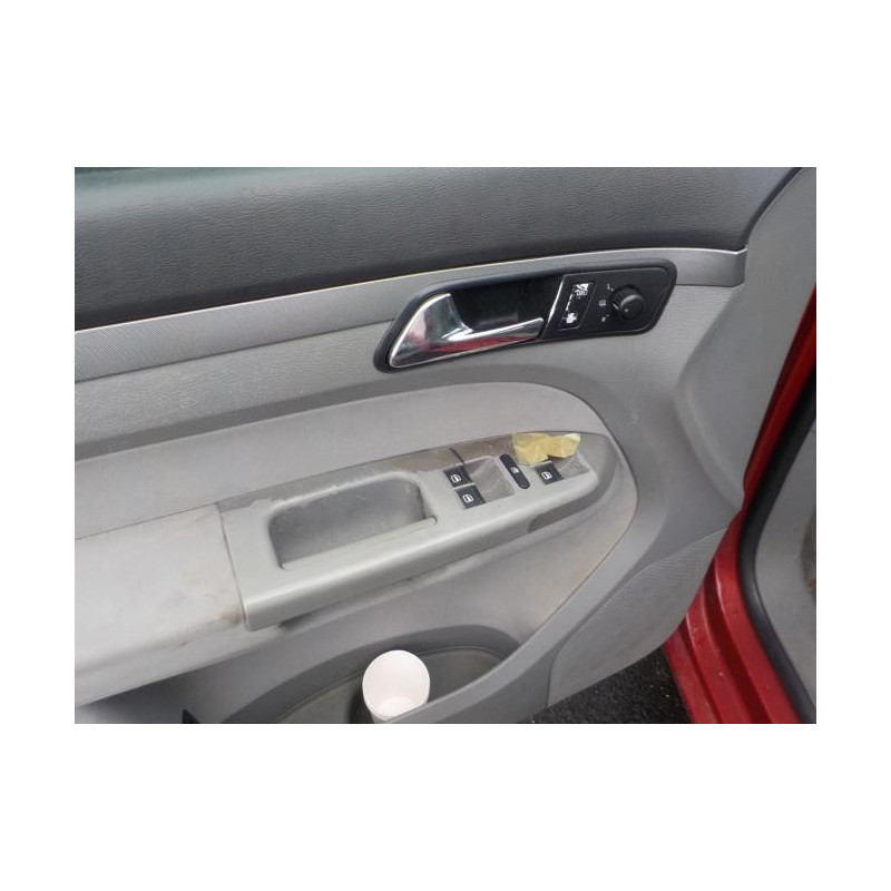 Moteur essuie glace avant droit VOLKSWAGEN TOURAN 1 PHASE 1 d’occasion