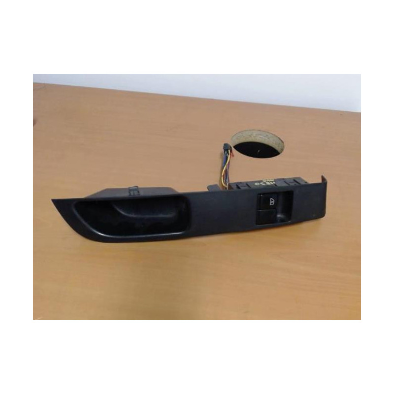 Interrupteur de leve vitre avant gauche NISSAN MICRA 3 PHASE 2 d’occasion