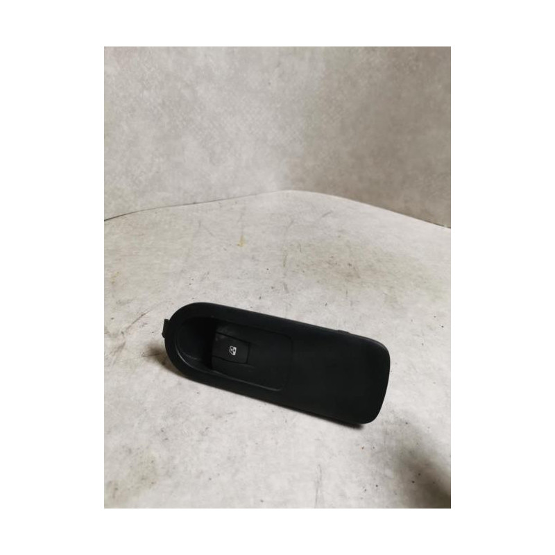 Interrupteur de leve vitre avant droit RENAULT SCENIC 2 PHASE 2 d’occasion