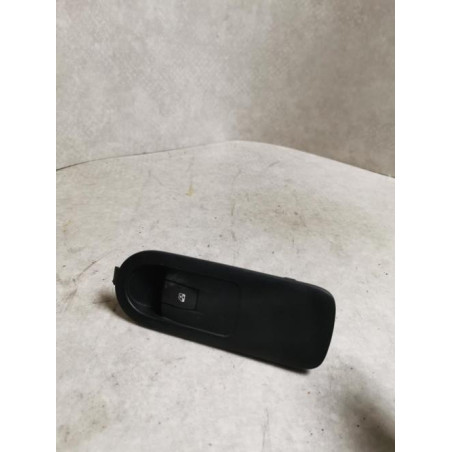 Interrupteur de leve vitre avant droit RENAULT SCENIC 2 PHASE 2 d’occasion