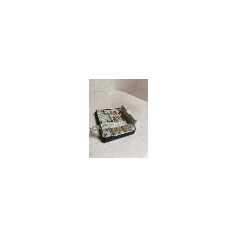 Boitier USM  RENAULT CLIO 3 PHASE 1 d’occasion