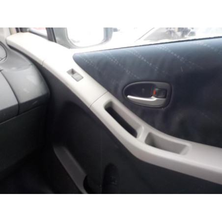 Commodo d'essuie glaces TOYOTA YARIS 2 PHASE 1 d’occasion