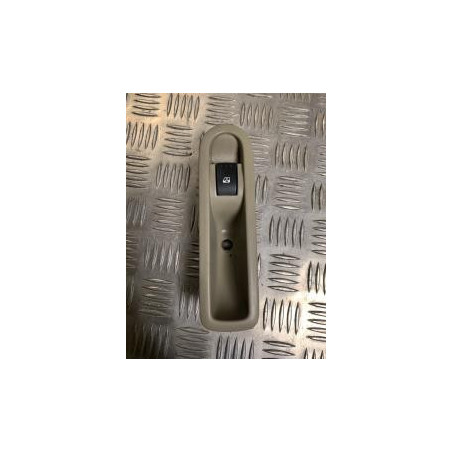 Interrupteur de leve vitre arriere gauche RENAULT GRAND SCENIC 2 PHASE 2 d’occasion