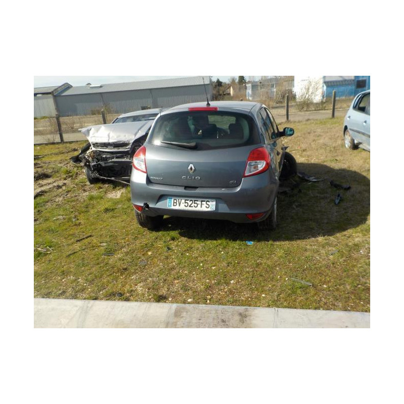 Anti brouillard gauche (feux) RENAULT CLIO 3 PHASE 2 d’occasion