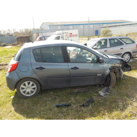 Anti brouillard gauche (feux) RENAULT CLIO 3 PHASE 2 d’occasion