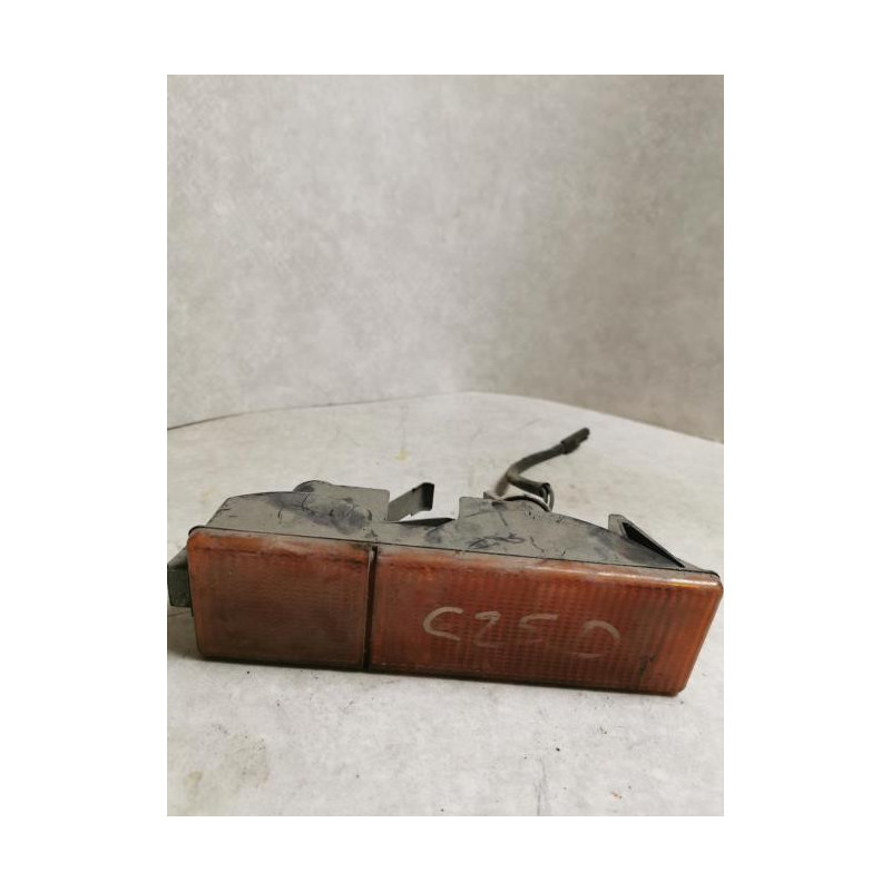 Repetiteur clignotant avant droit  (Feux) CITROEN C25 PHASE 1 d’occasion