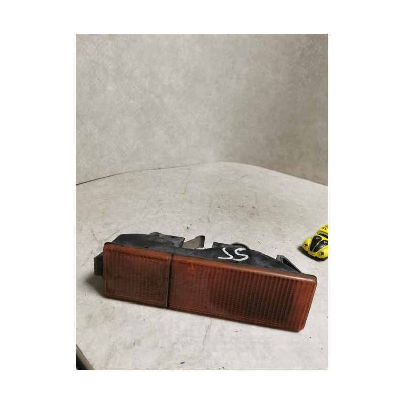 Repetiteur clignotant avant droit  (Feux) PEUGEOT  d’occasion