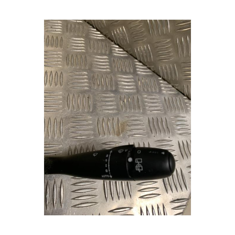 Com (Bloc Contacteur Tournant+Commodo Essuie Glace+Commodo Phare) CITROEN C5 2 BREAK d’occasion