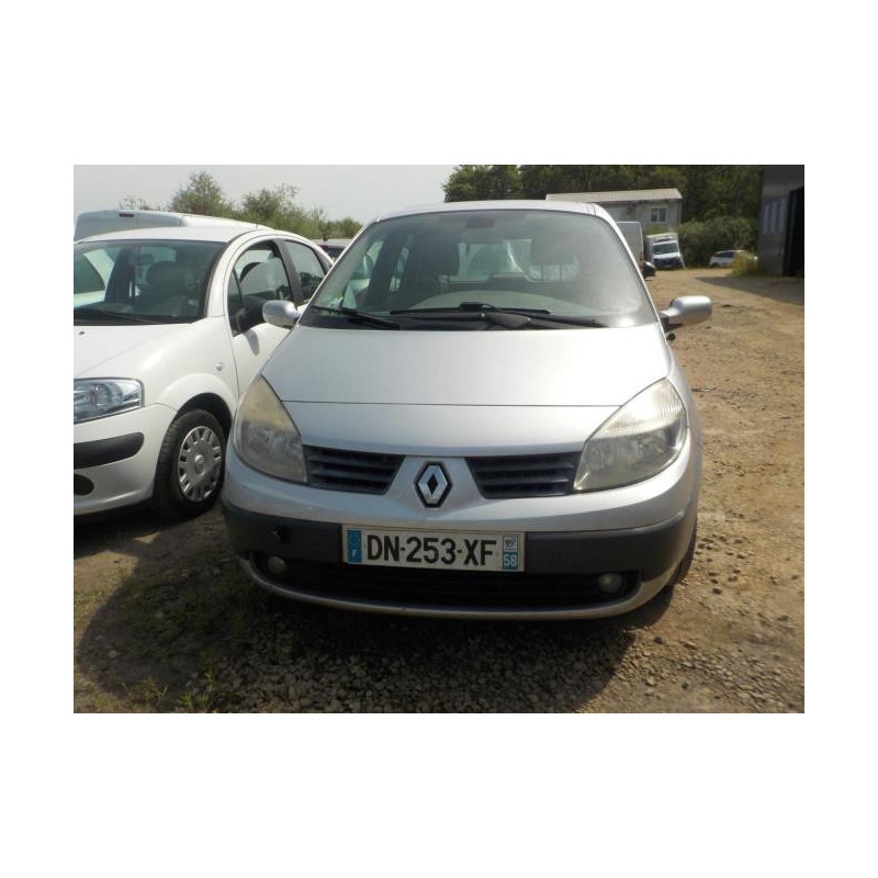 Anti brouillard droit (feux) RENAULT SCENIC 2 PHASE 2 d’occasion