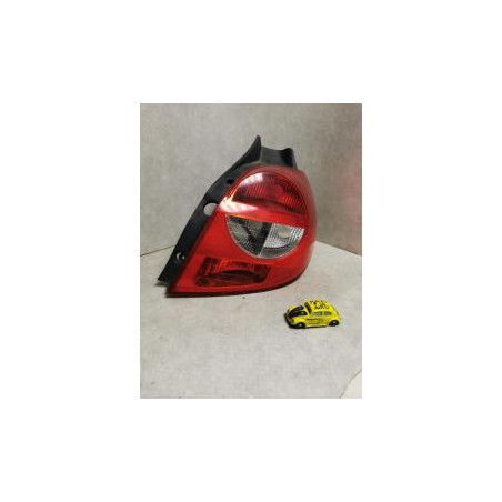 Feu arriere principal droit (feux) RENAULT CLIO 3 PHASE 1 d’occasion