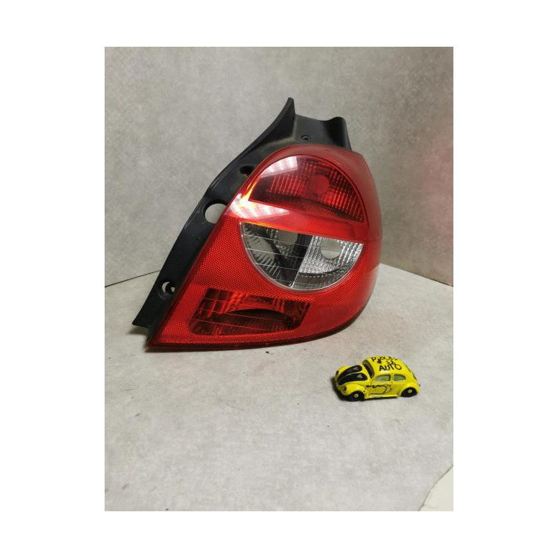 Feu arriere principal droit (feux) RENAULT CLIO 3 PHASE 1 d’occasion