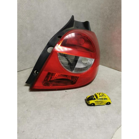 Feu arriere principal droit (feux) RENAULT CLIO 3 PHASE 1 d’occasion