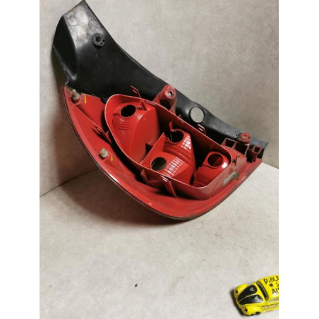 Feu arriere principal droit (feux) RENAULT CLIO 3 PHASE 1 d’occasion
