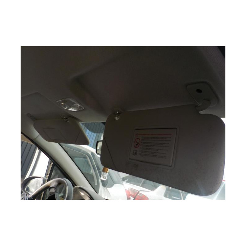 Porte avant droit PEUGEOT 207 PHASE 2 BREAK d’occasion