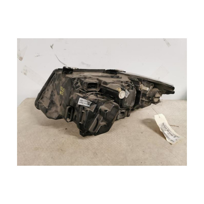 Optique avant principal droit (feux)(phare) BMW SERIE 3 E90 PHASE 1 d’occasion