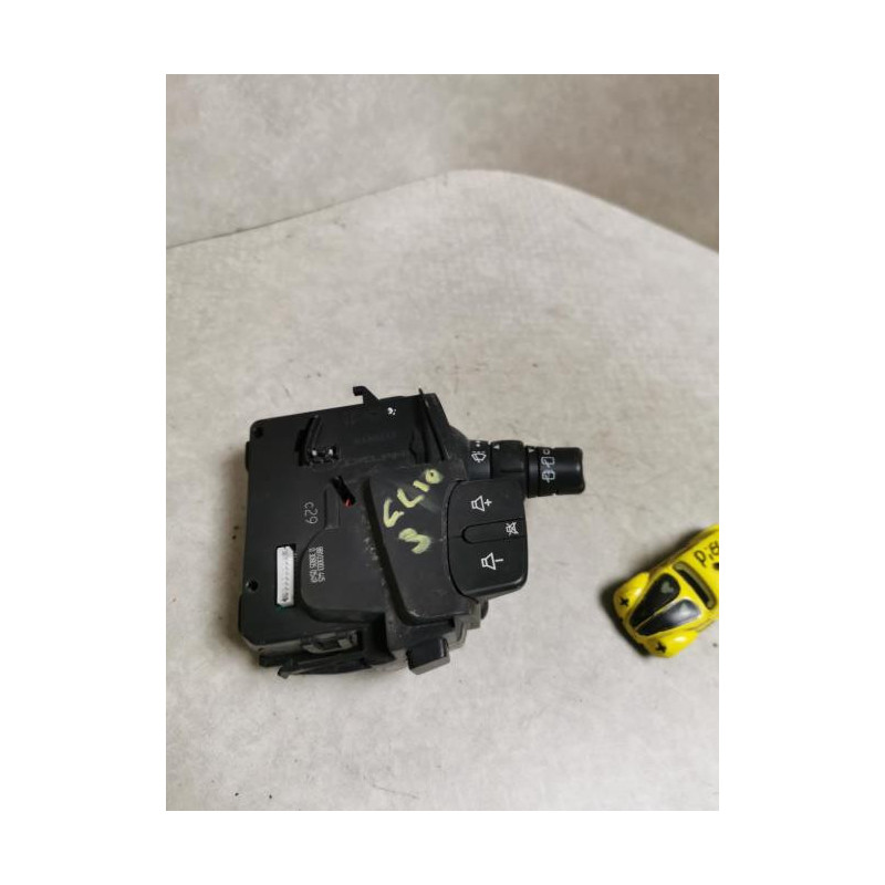 Commodo d'essuie glaces RENAULT CLIO 3 PHASE 1 d’occasion