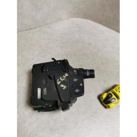 Commodo d'essuie glaces RENAULT CLIO 3 PHASE 1 d’occasion