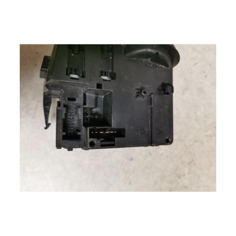 Commodo d'essuie glaces RENAULT CLIO 3 PHASE 1 d’occasion