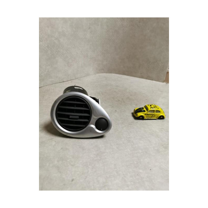 Aerateur tableau de bord avant gauche RENAULT CLIO 3 PHASE 1 d’occasion