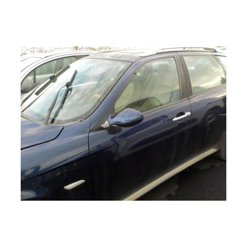 Platine feu arriere droit ALFA ROMEO 156 PHASE 3 BREAK d’occasion
