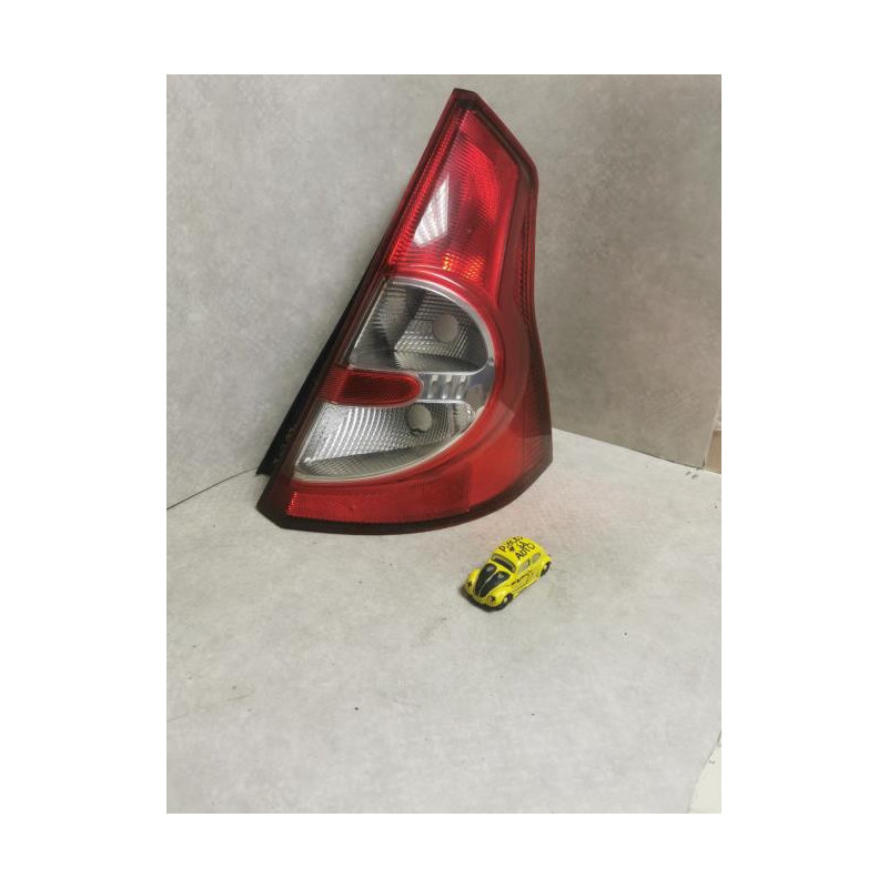 Feu arriere principal droit (feux) DACIA SANDERO 1 d’occasion