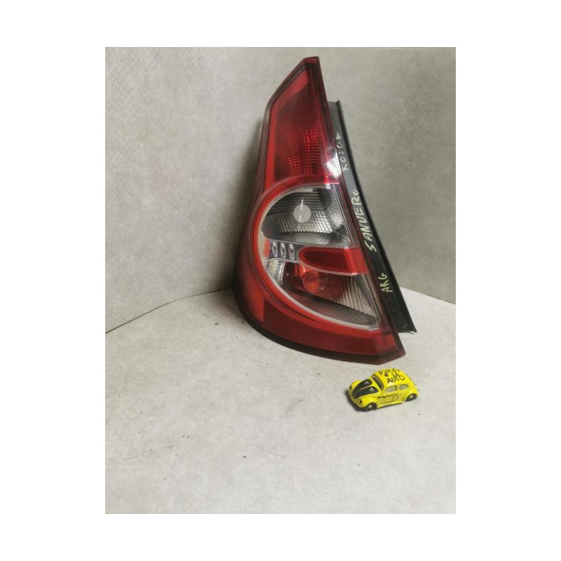 Feu arriere principal gauche (feux) DACIA SANDERO 1 d’occasion
