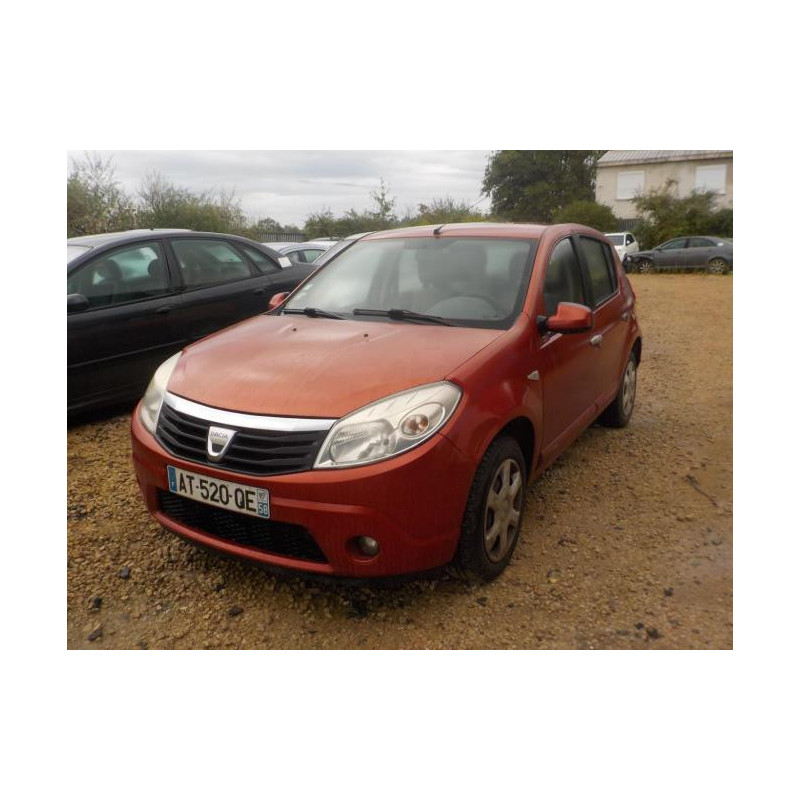 Platine feu arriere gauche DACIA SANDERO 1 d’occasion