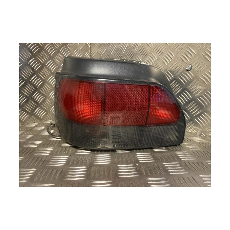 Feu arriere principal gauche (feux) RENAULT CLIO 1 PHASE 2 d’occasion