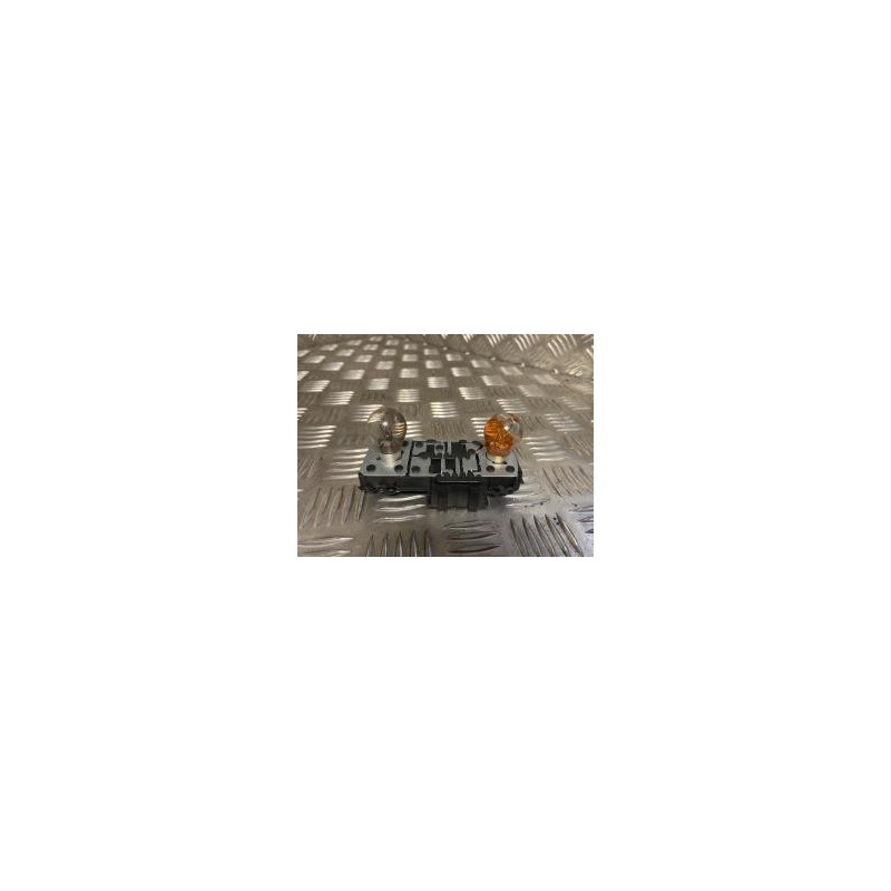 Platine feu arriere droit SEAT CORDOBA 1 PHASE 2 d’occasion