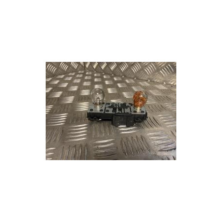 Platine feu arriere gauche SEAT CORDOBA 1 PHASE 2 d’occasion