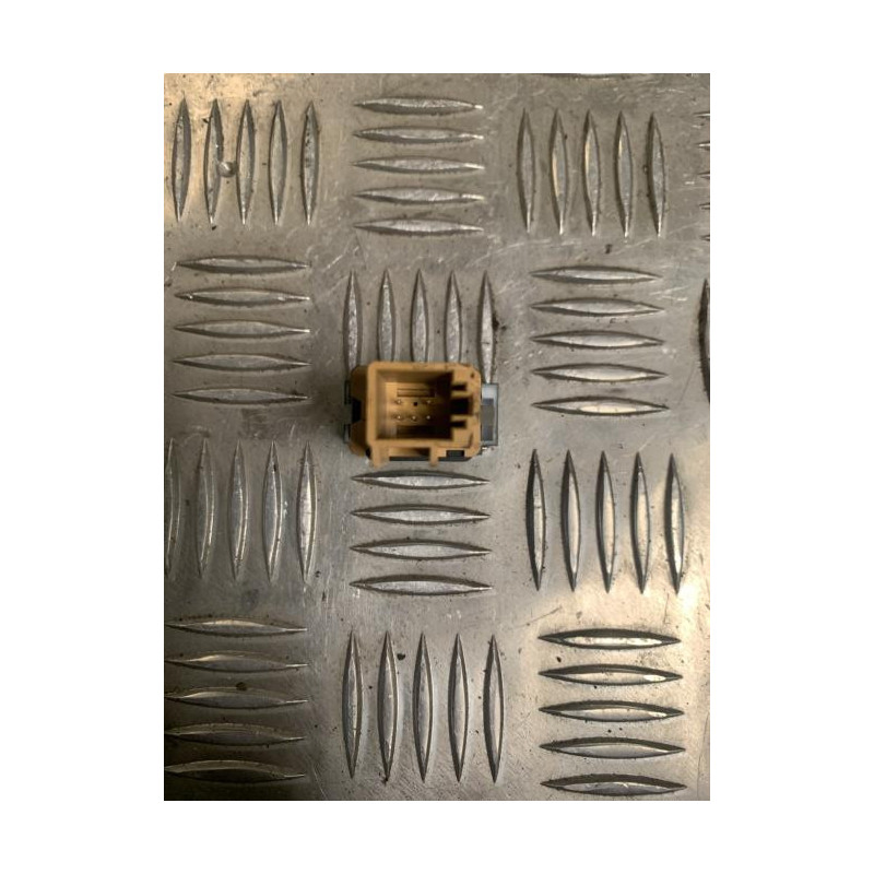 Commande radar de recul SKODA OCTAVIA 2 PHASE 1 d’occasion