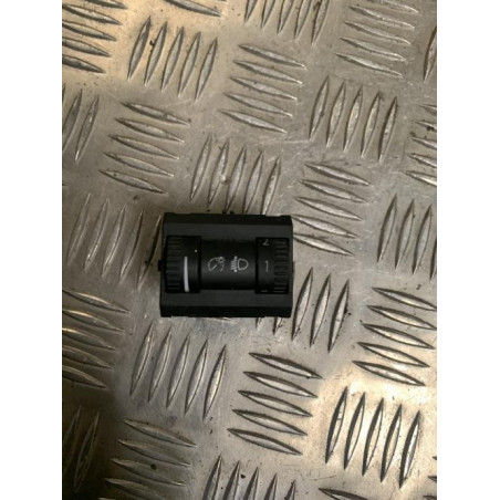 Commande de reglage hauteur de phare SKODA OCTAVIA 2 PHASE 1 d’occasion