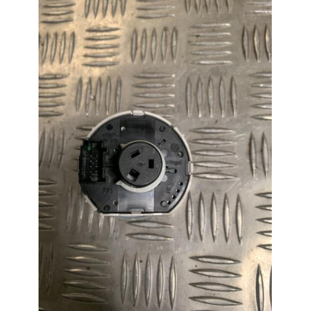 Commande de phare SKODA OCTAVIA 2 PHASE 1 d’occasion