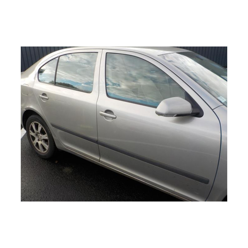 Retroviseur droit SKODA OCTAVIA 2 PHASE 1 d’occasion