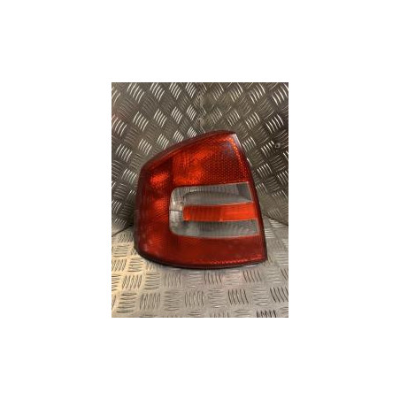 Feu arriere principal gauche (feux) SKODA OCTAVIA 2 PHASE 1 d’occasion
